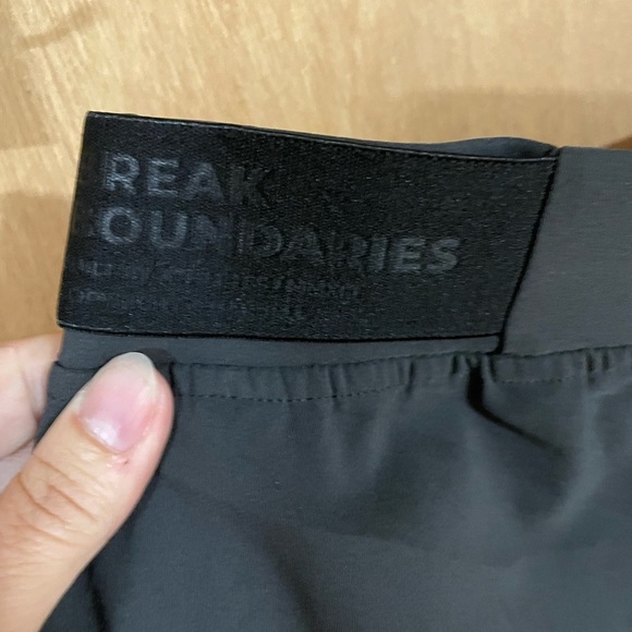 BARBELL- Adapt Training Short - Picture 4 of 4